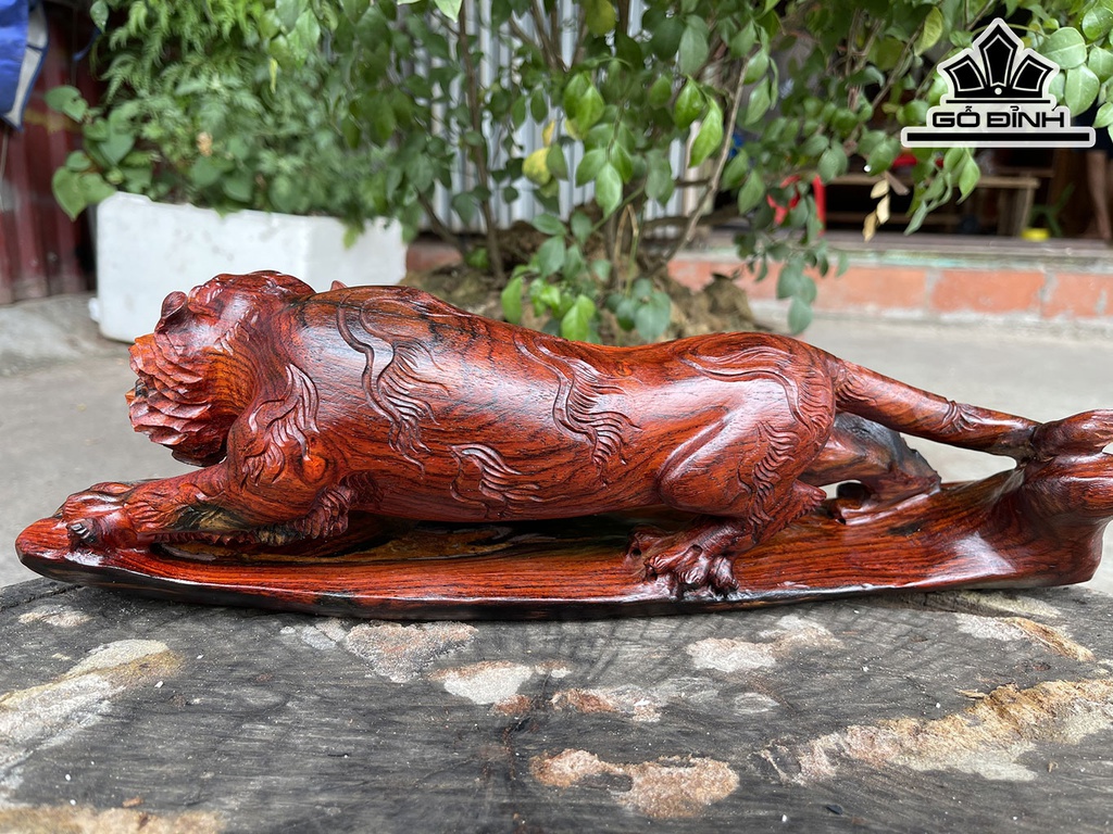Tượng Hổ Phong Thủy Gỗ Trắc Cao 12 Ngang 36 Sâu 12 (cm)
