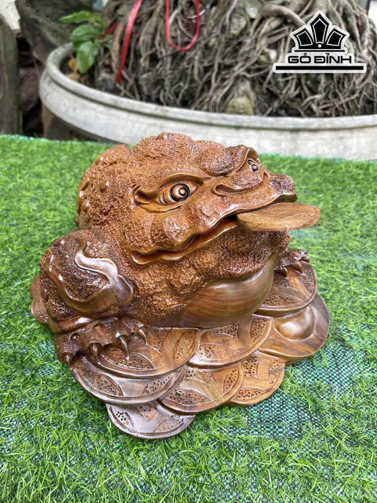 Tượng Thiềm Thừ Gỗ Bách Xanh Cao 18 Ngang 27 Sâu 24 (cm)