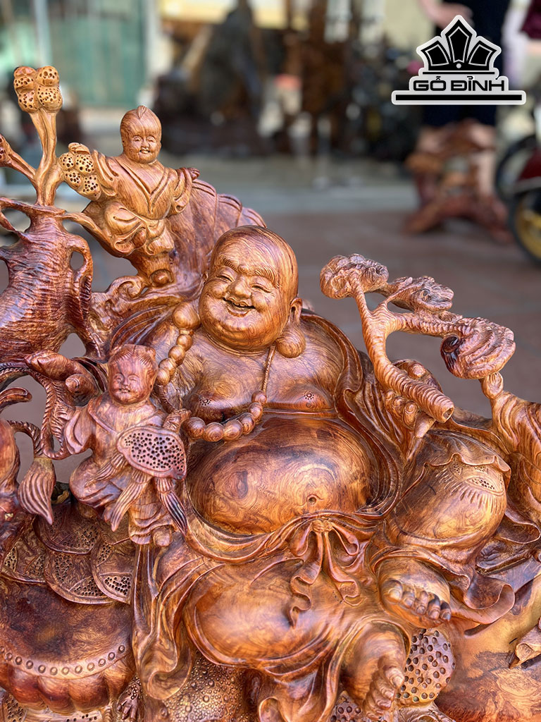 Tượng Phật Di Lặc Gỗ Sụn Hương Cao 56 Ngang 68 Sâu 41 (cm)