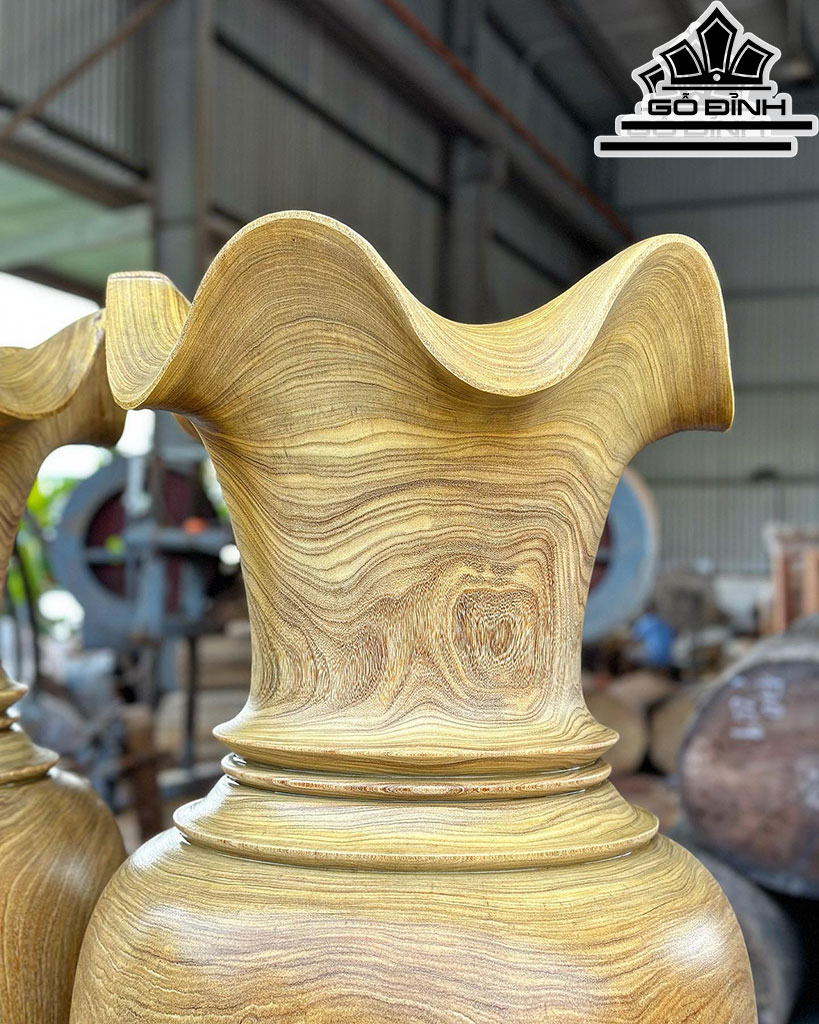 Lục Bình Gỗ Cẩm Vàng Cao 160 Đường Kính 52 (cm)