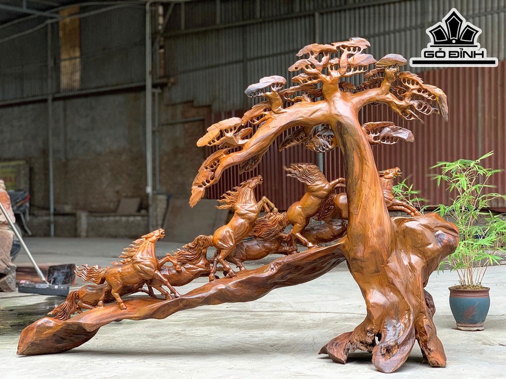 Tượng Bát Mã Gỗ Bách Xanh Ngang 100 Cao 114 Sâu 30 (cm)