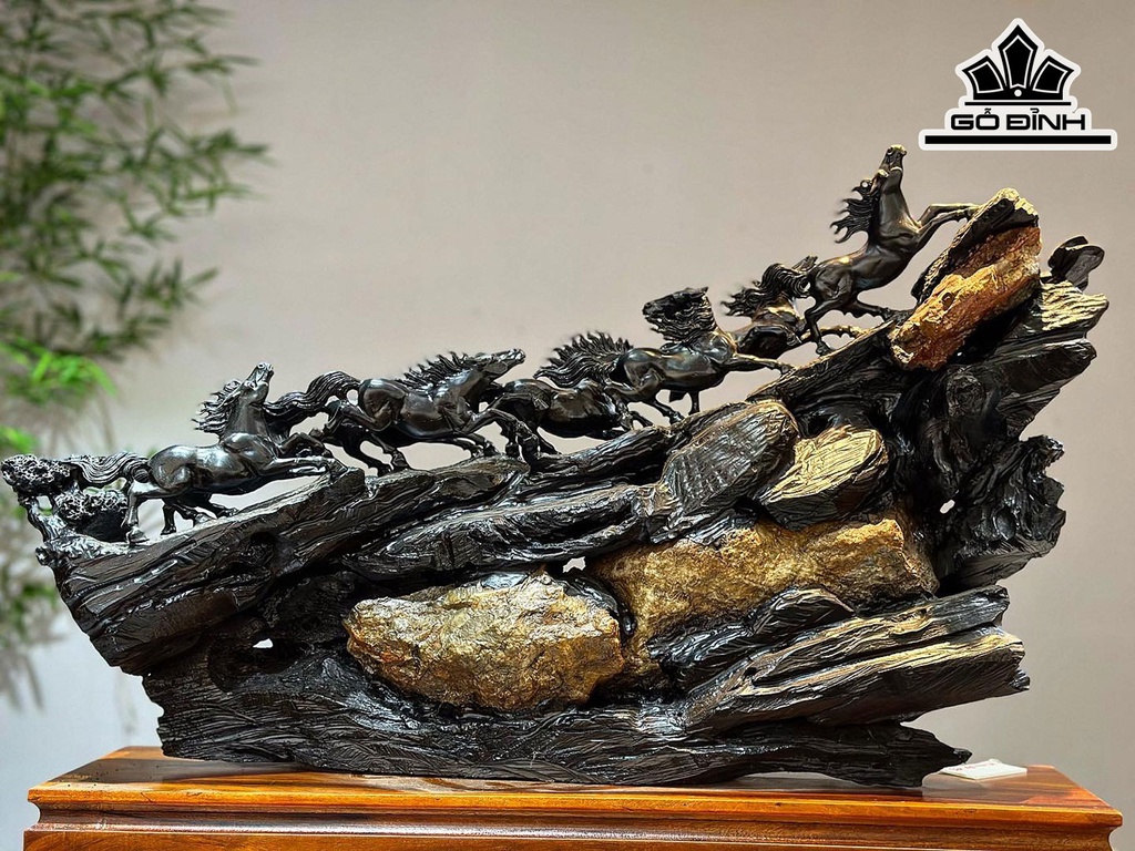 Tượng Bát Mã Gỗ Mun Cao 40 Ngang 72 Sâu 14 (cm)