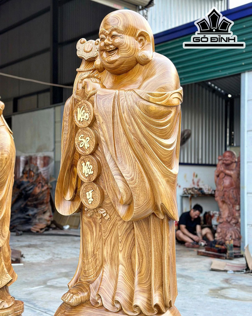 Tượng Phật Di Lặc Chúc Phúc Gỗ Cẩm Vàng Cao 200 Đường Kính 60 (cm)