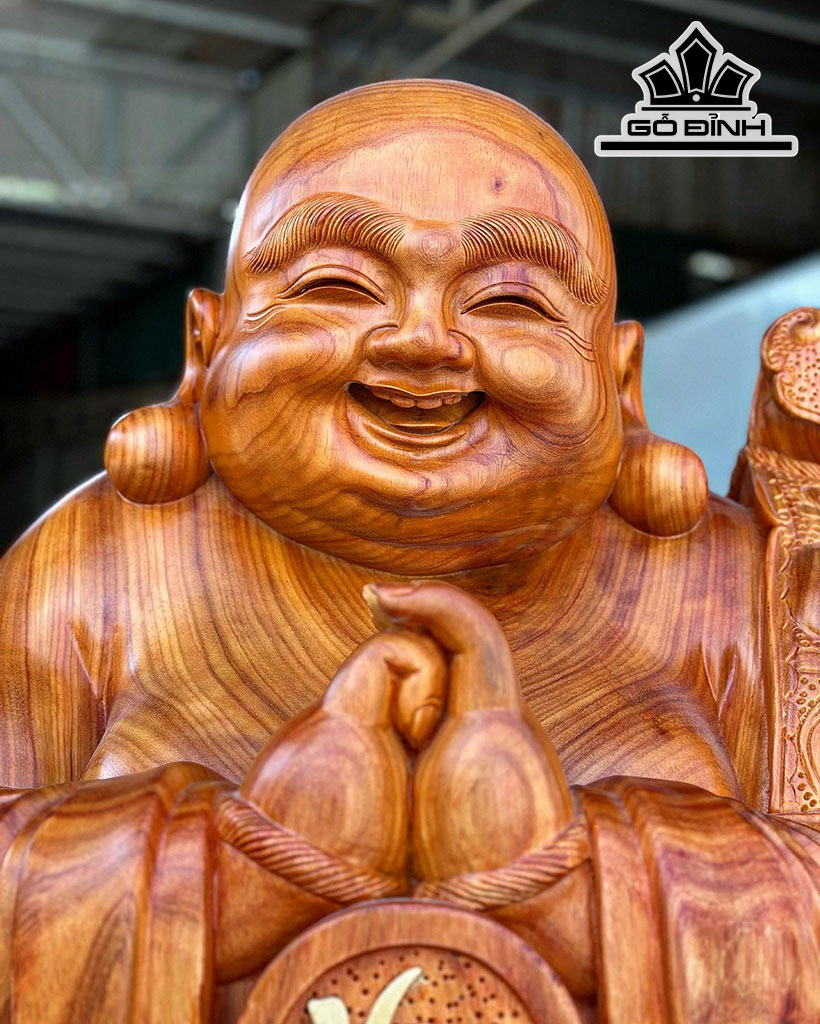 Tượng Phật Di Lặc Chúc Phúc Gỗ Hương Cao 154 Ngang 54 Sâu 57 (cm)