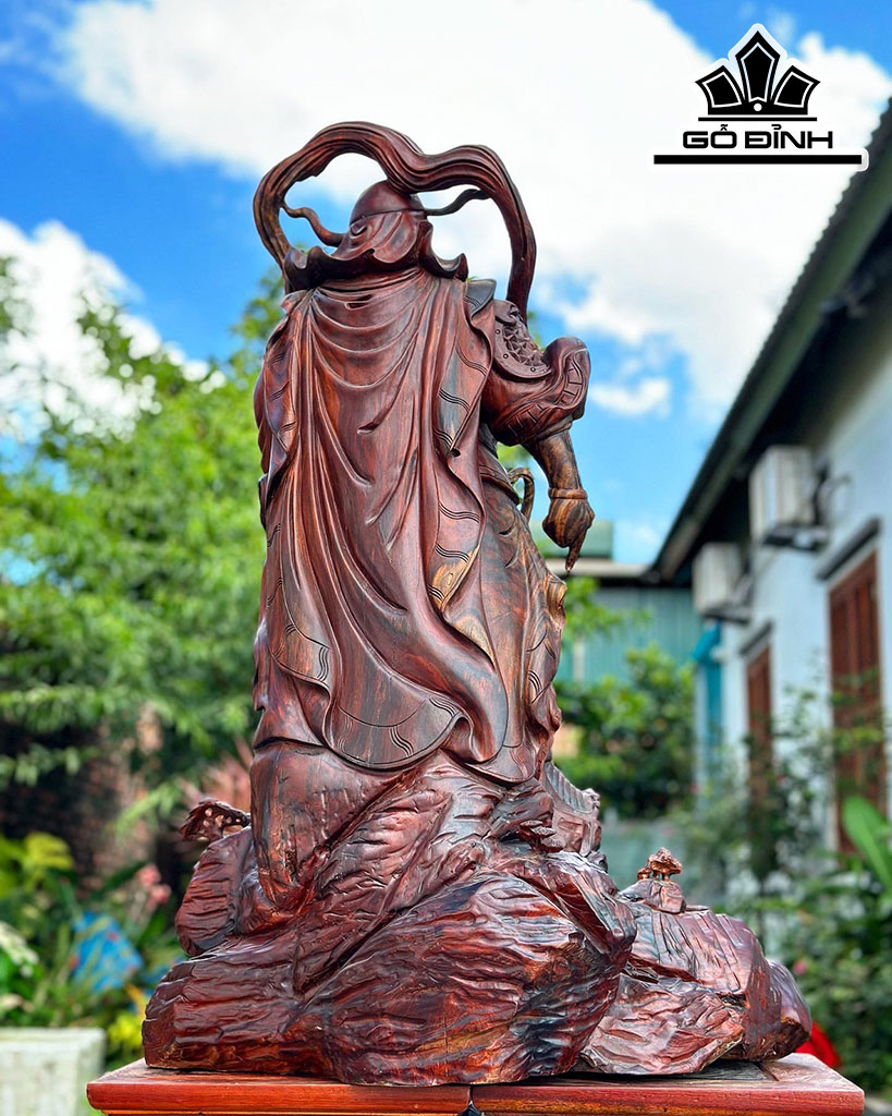 Tượng Quan Công Gỗ Trắc Cao 87 Ngang 53 Sâu 42 (cm)