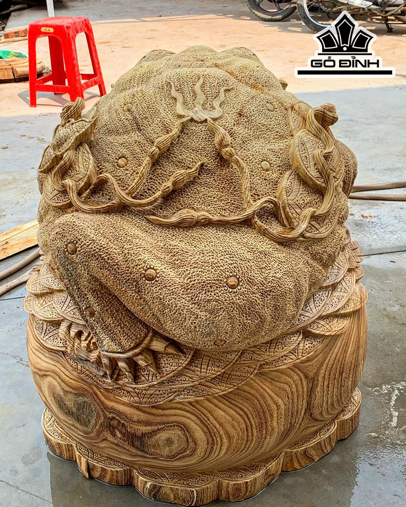 Tượng Thiềm Thừ Gỗ Cẩm Vàng Cao 75 Đường Kính 65 (cm)