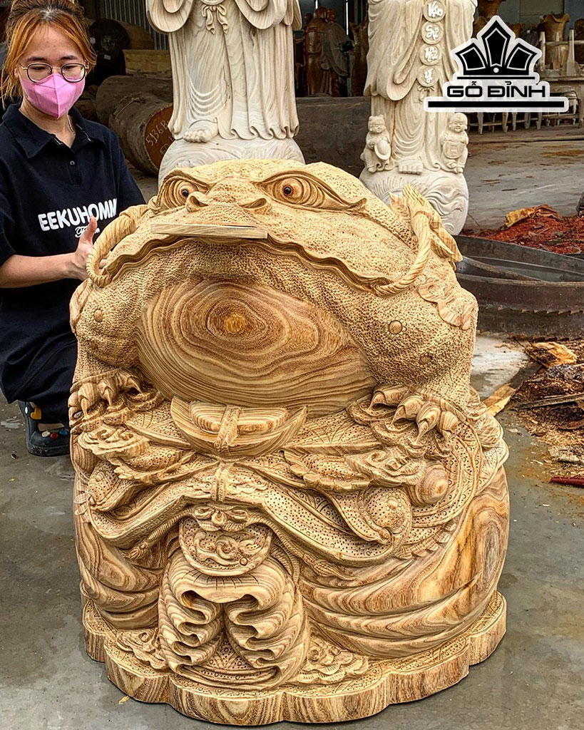 Tượng Thiềm Thừ Gỗ Cẩm Vàng Cao 75 Đường Kính 65 (cm)