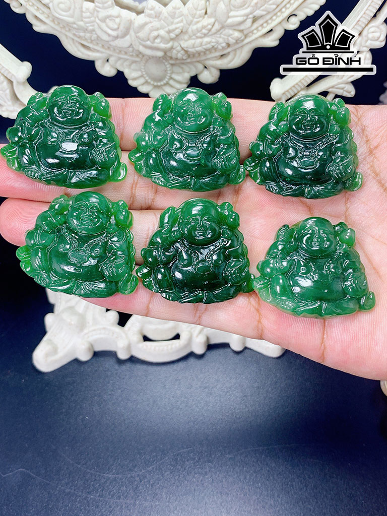 Mặt Dây Chuyền Di Lặc Đá Ngọc Bích (Nephrite Jade) Cao 32,6 Ngang 36,6 (mm)