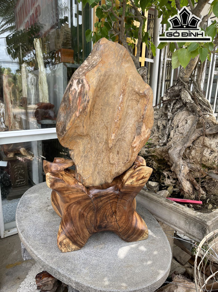 Tác Phẩm Gỗ Hóa Thạch Cao 86 (cm) 60kg