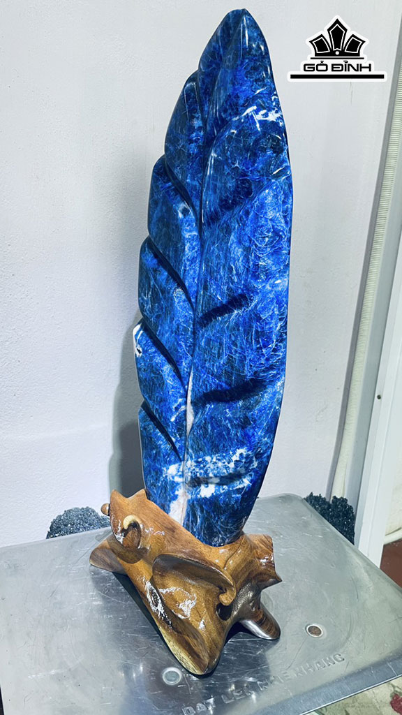 Tác Phẩm Đá Lapit Cao 58 Ngang 20 (cm) 7,5kg