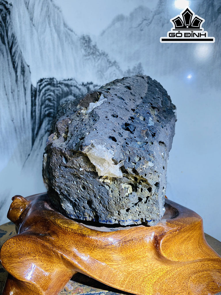 Tác Phẩm Đá Trầm Tích Cao 23 Ngang 23 (cm) 5,1kg