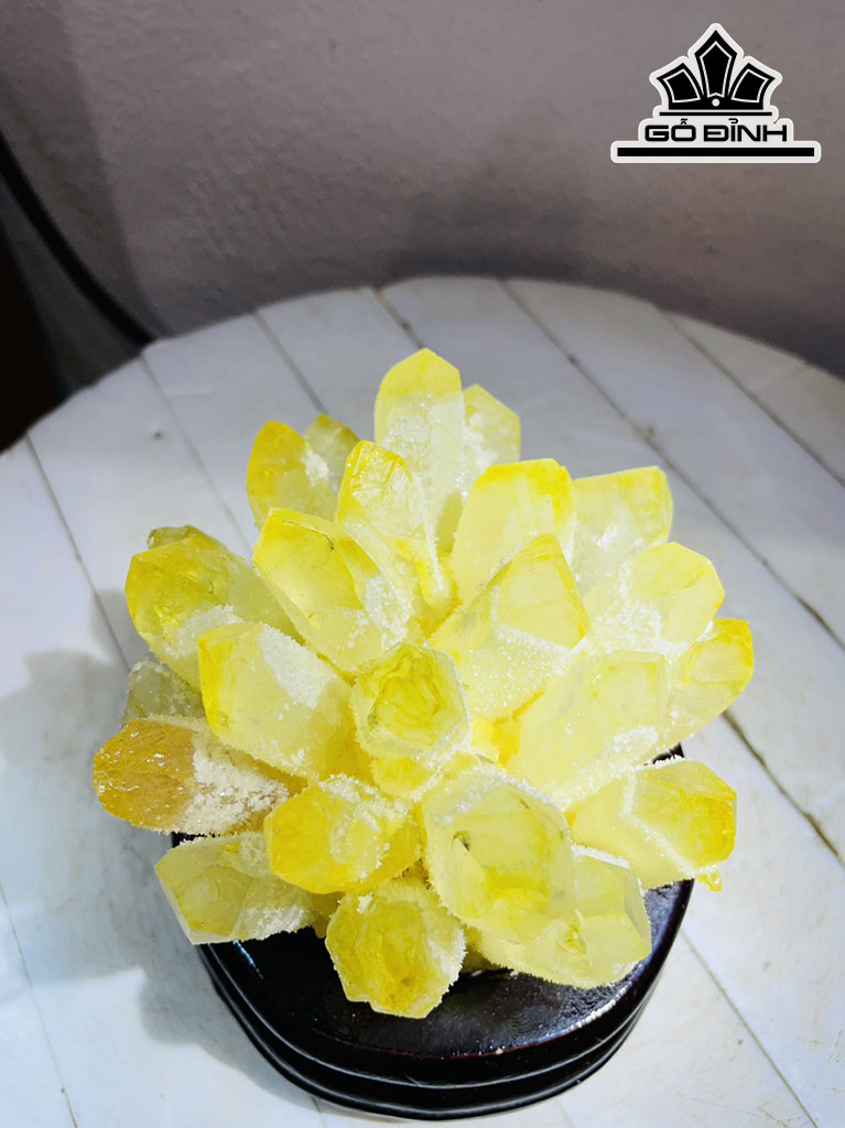 Tinh Thể Đá Thạch Anh Vàng Cao 15 Ngang 13 (cm) 1,4kg