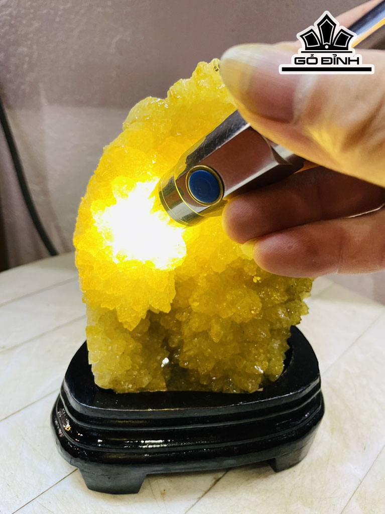 Tinh Thể Đá Thạch Anh Vàng Cao 20 Ngang 12 (cm) 1,5kg