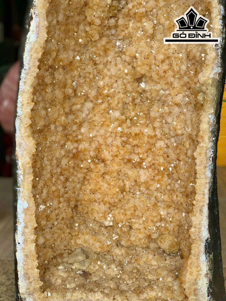 Hốc Đá Thạch Anh Vàng Cao 75 Ngang 30 (cm) 71,7kg