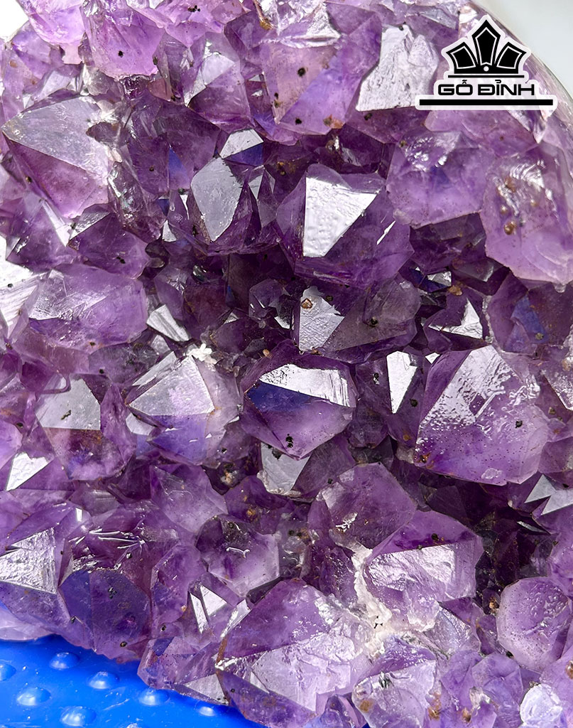 Hốc Đá Thạch Anh Tím Cao 22 Ngang 22 (cm) 8kg