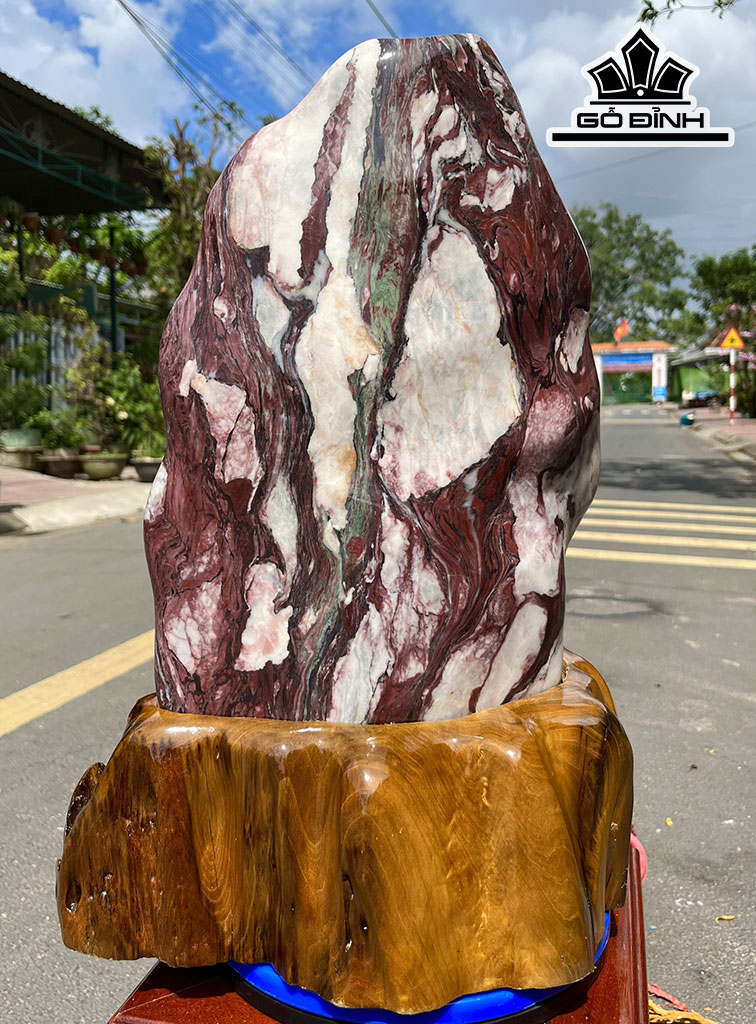 Tác Phẩm Đá Serpentine Cao 50 Ngang 40 (cm) 25,5kg