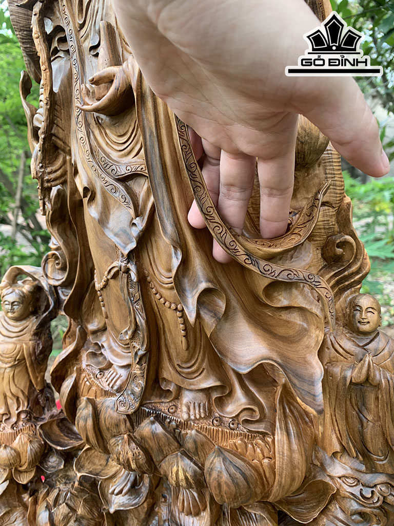 Tượng Phật Bà Quan Âm Gỗ Bách Xanh Cao 90 Ngang 47 Sâu 28 (cm)
