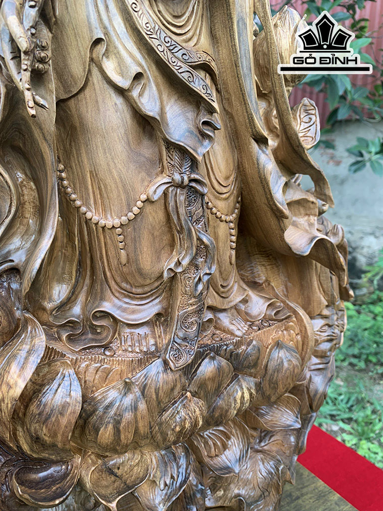 Tượng Phật Bà Quan Âm Gỗ Bách Xanh Cao 90 Ngang 47 Sâu 28 (cm)
