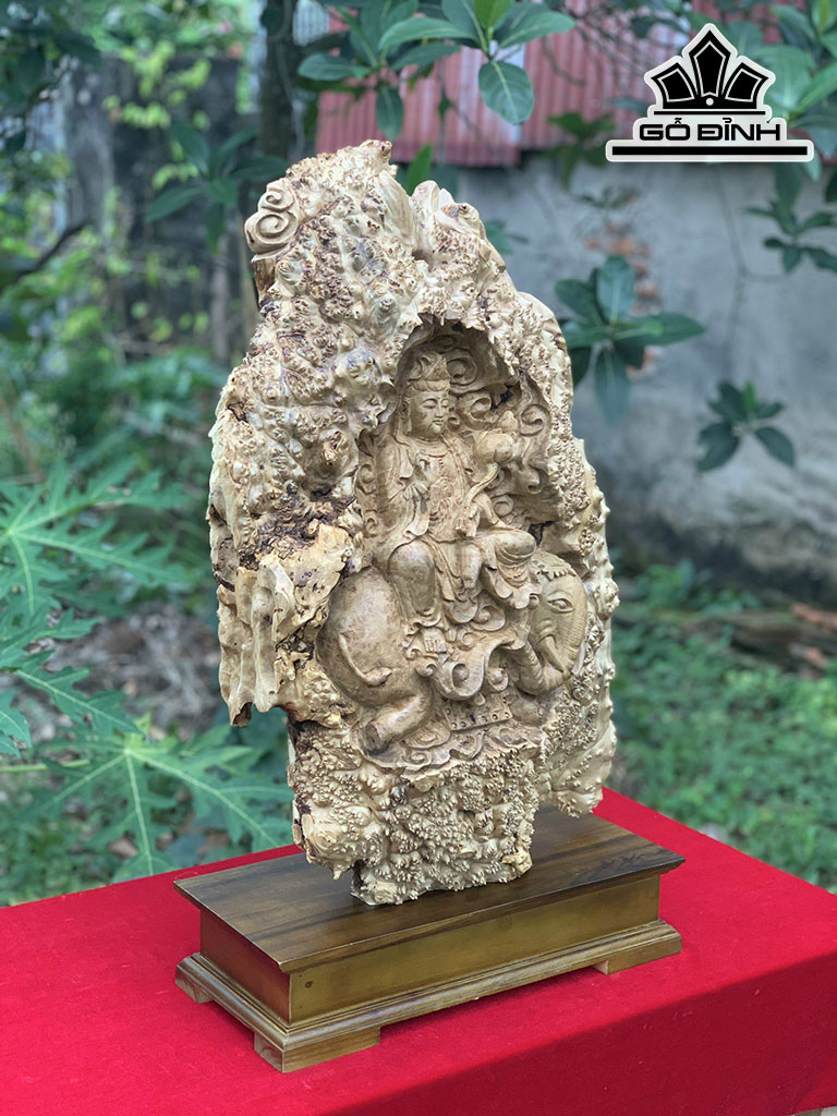 Tượng Phật Bà Quan Âm Gỗ Nu Kháo Cao 66 Ngang 43 Sâu 15 (cm)