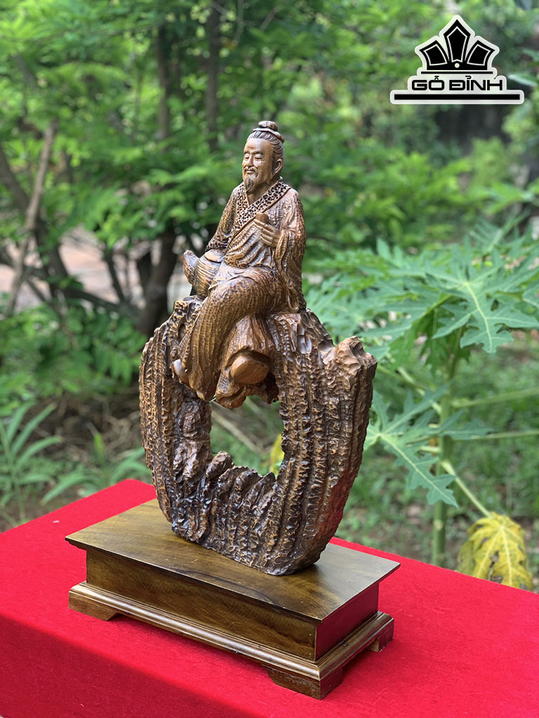 Tượng Thần Trà Gỗ Bách Xanh Cao 55 Ngang 36 Sâu 16 (cm)