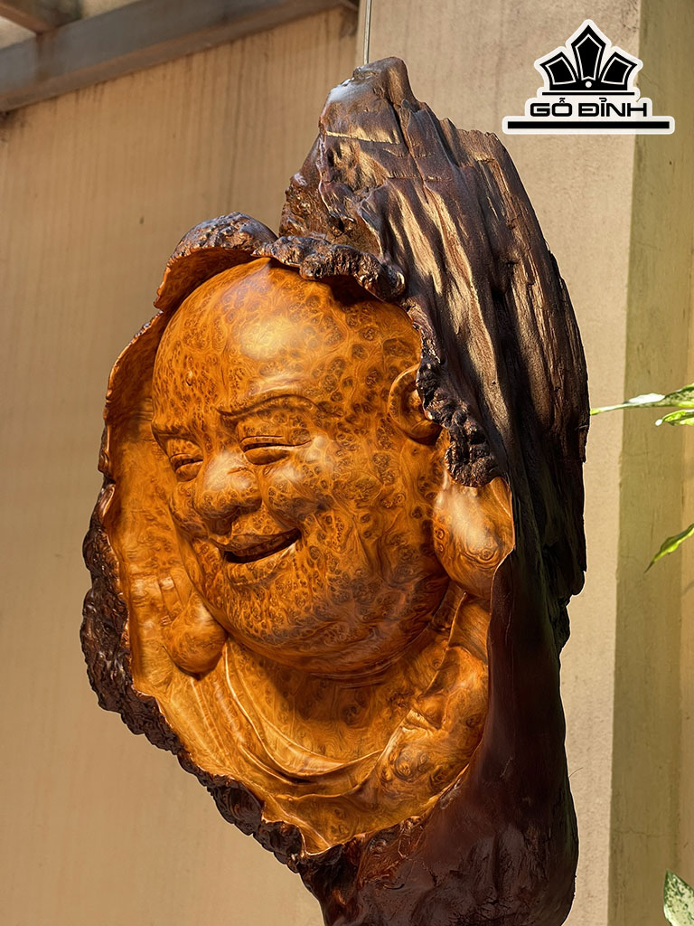 Diện Phật Di Lặc Gỗ Nu Hương Cao 48 Ngang 32 Sâu 10 (cm)