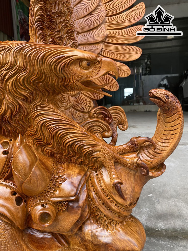 Tượng Đại Bàng Gỗ Hương Cao 103 Ngang 66 Sâu 28 (cm)