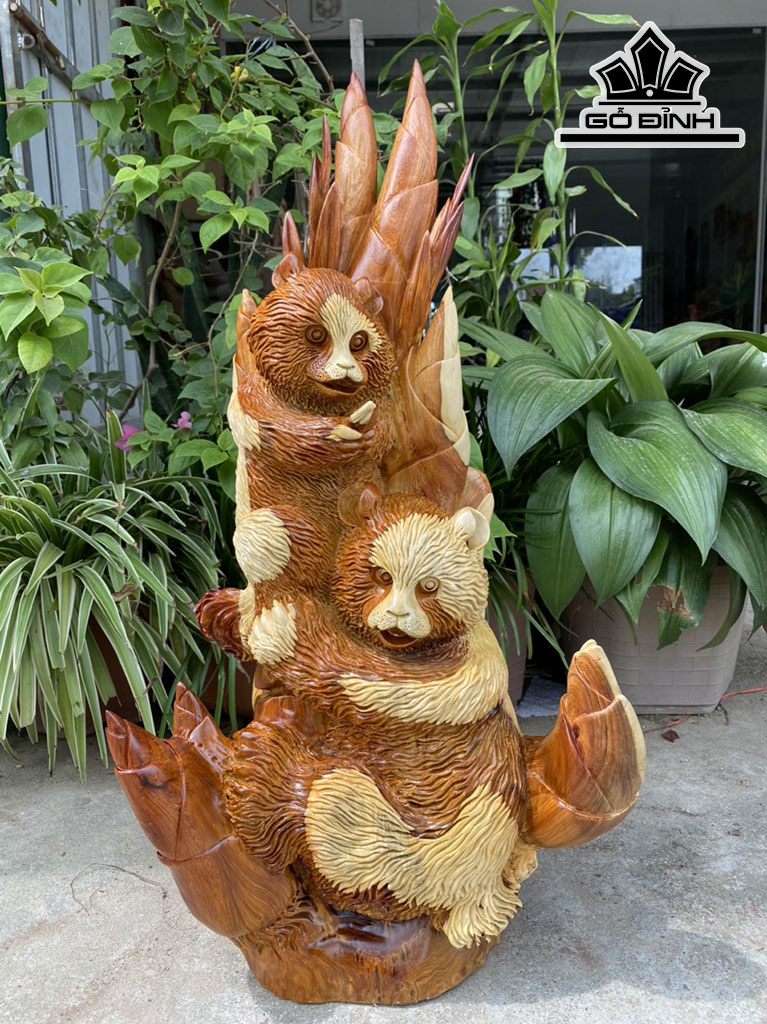 Tượng Gấu Trúc Gỗ Hương Cao 70 Ngang 36 Sâu 20 (cm)