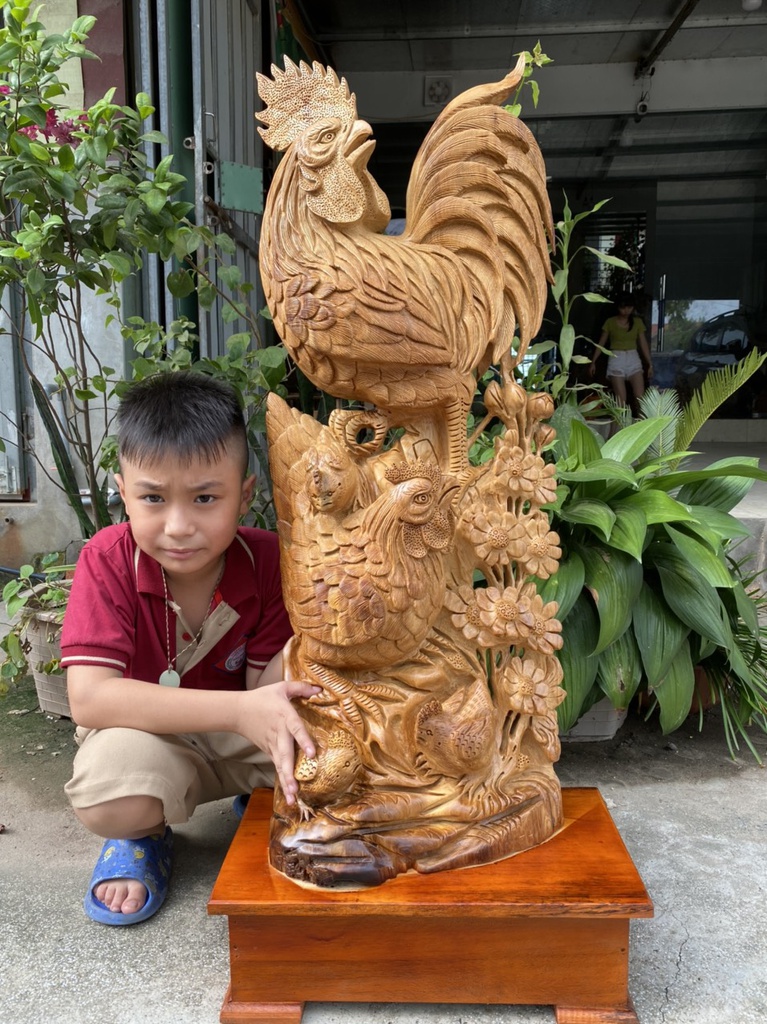 Tượng Gia Đình Gà Gỗ Ngọc Am Cao 106 Ngang 44 Sâu 25 (cm)