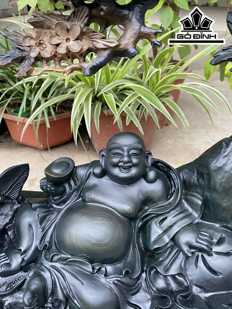 Tượng Phật Di Lặc Gỗ Mun Sừng Cao 54 Ngang 52 Sâu 24 (cm)