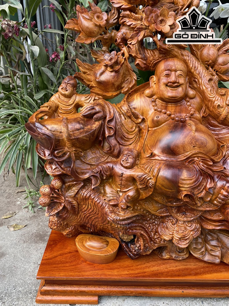 Tượng Phật Di Lặc Ngồi Vác Cành Đào Gỗ Hương Cao 74 Ngang 70 Sâu 30 (cm)