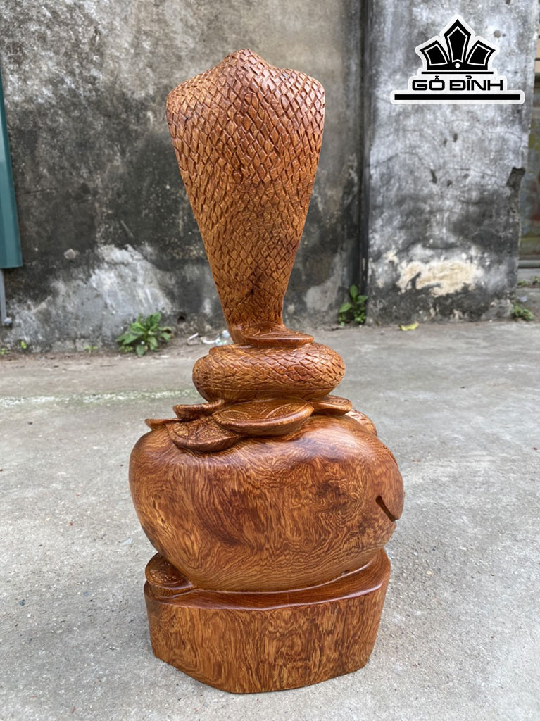 Tượng Rắn Phong Thủy Gỗ Hương Cao 44 Ngang 23 Sâu 16 (cm)