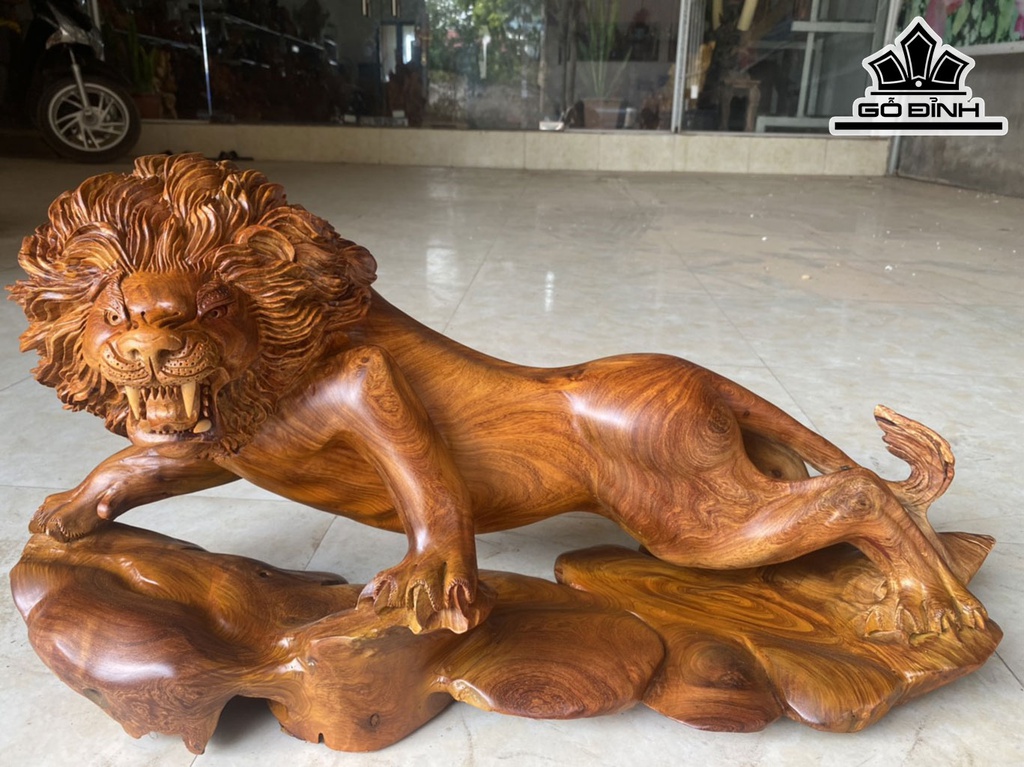 Tượng Sư Tử Gỗ Hương Cao 30 Ngang 66 Sâu 23 (cm)