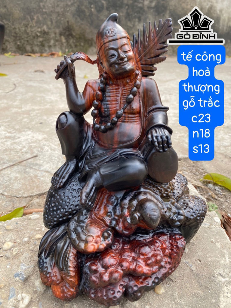 Tượng Tế Công Gỗ Trắc Cao 23 Ngang 18 Sâu 13 (cm)