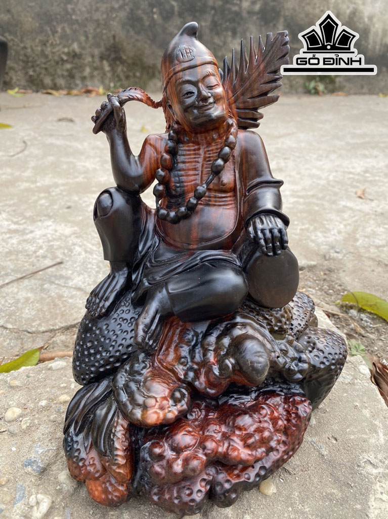 Tượng Tế Công Gỗ Trắc Cao 23 Ngang 18 Sâu 13 (cm)