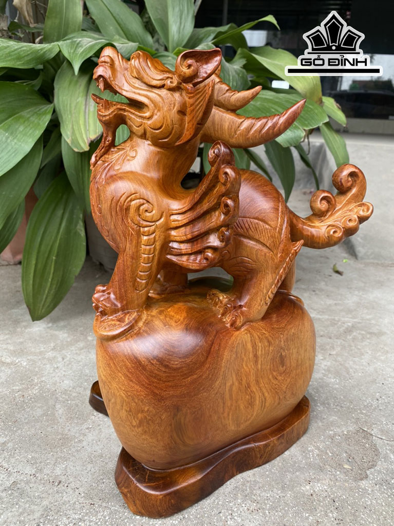 Tượng Tỳ Hưu Gỗ Hương Cao 40 Ngang 27 Sâu 20 (cm)