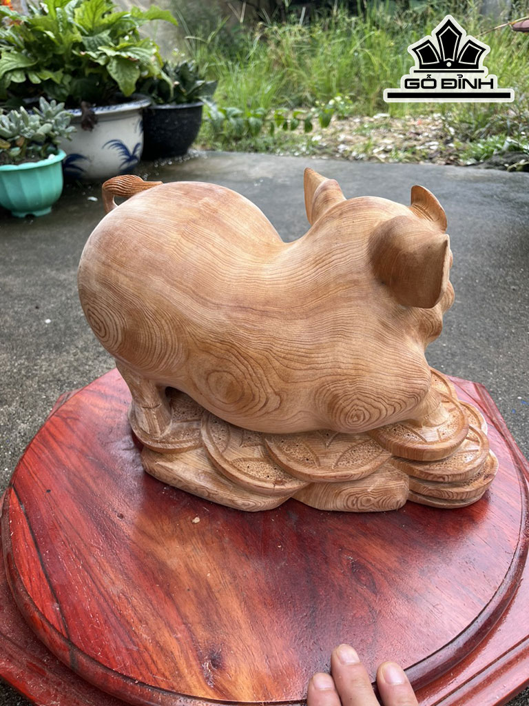 Heo Tài Lộc Gỗ Ngọc Am Cao 23 Ngang 35 Sâu 21 (cm)