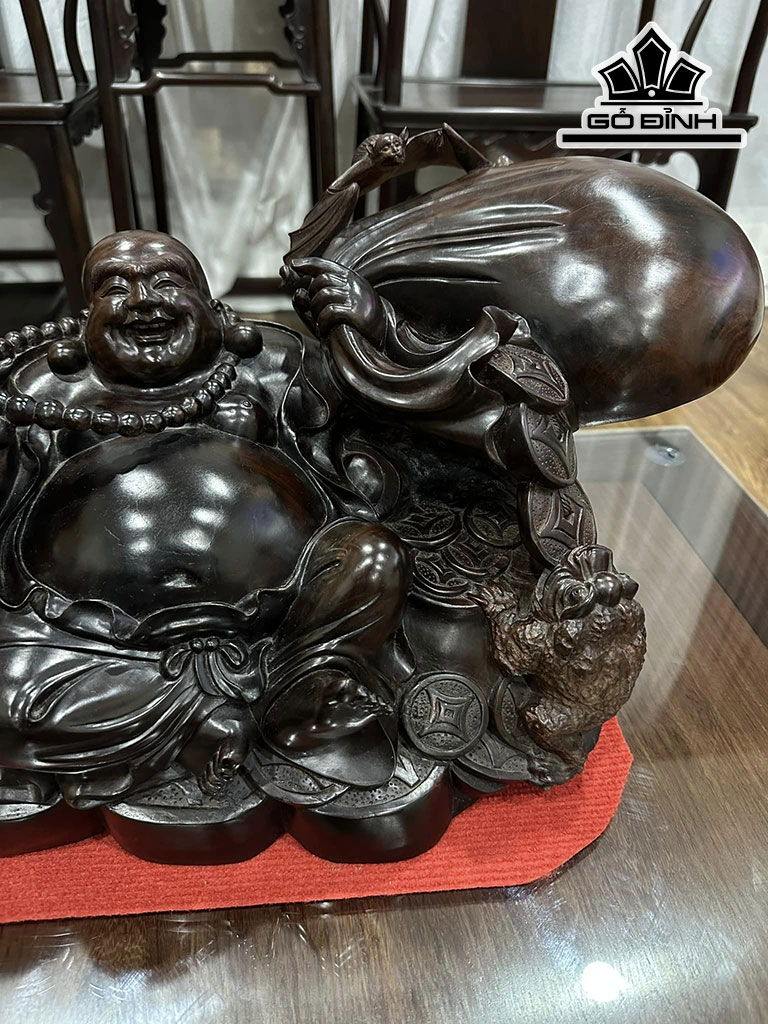 Tượng Phật Di Lặc Gỗ Trắc Ngang 46 Sâu 25 Cao 28 (cm)