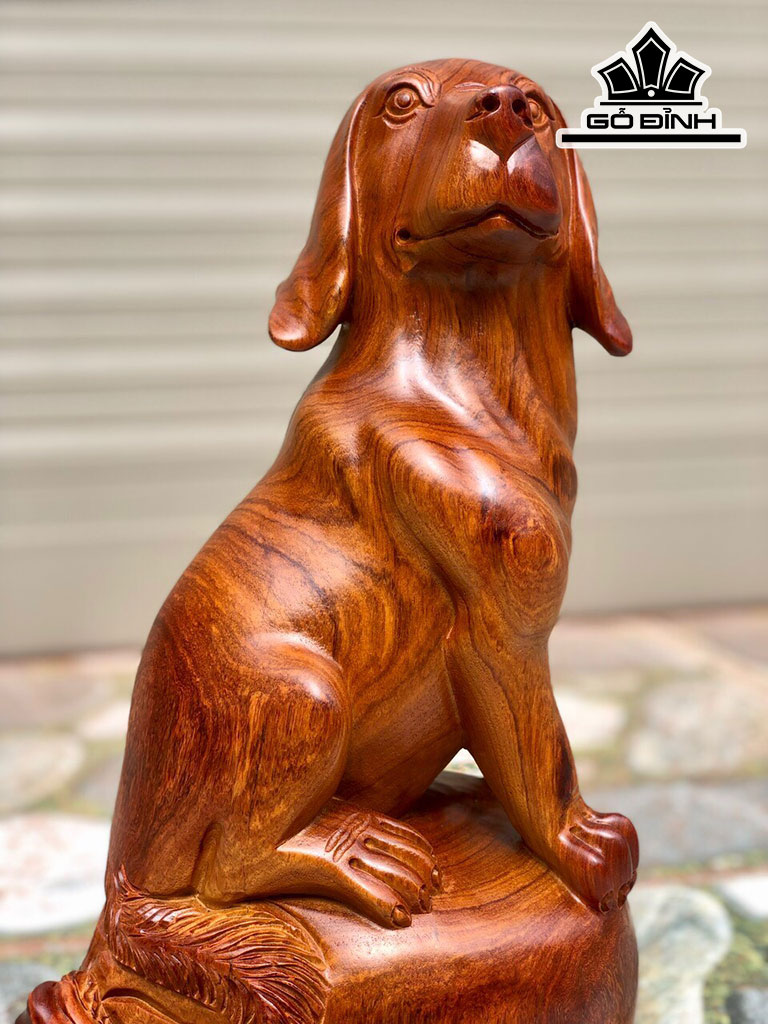 Tượng Chó Gỗ Hương Cao 34 Ngang 22 Sâu 16 (cm)