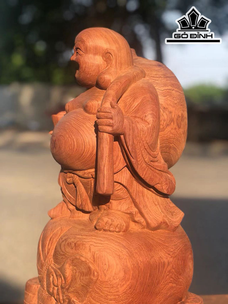 Tượng Phật Di Lặc Gỗ Hương Cao 45 Ngang 22 Sâu 21 (cm)