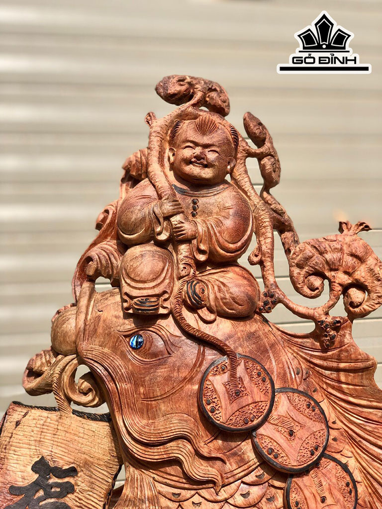 Tượng Tiểu Đồng Cưỡi Cá Chép Gỗ Hương Cao 60 Ngang 40 Sâu 17 (cm)