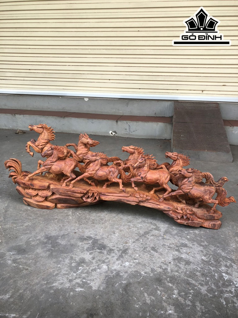 Tượng Bát Mã Gỗ Cẩm Cao 33 Ngang 88 Sâu 18 (cm)