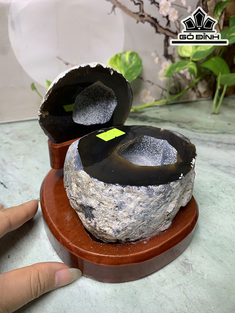 Bát Tụ Bảo Đá Mã Não Cao 11,5 Ngang 12,5 Sâu 14,5 (cm) 1,2kg