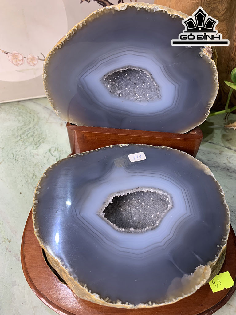 Bát Tụ Bảo Đá Mã Não Cao 20 Ngang 20 Sâu 22 (cm) 4,68kg