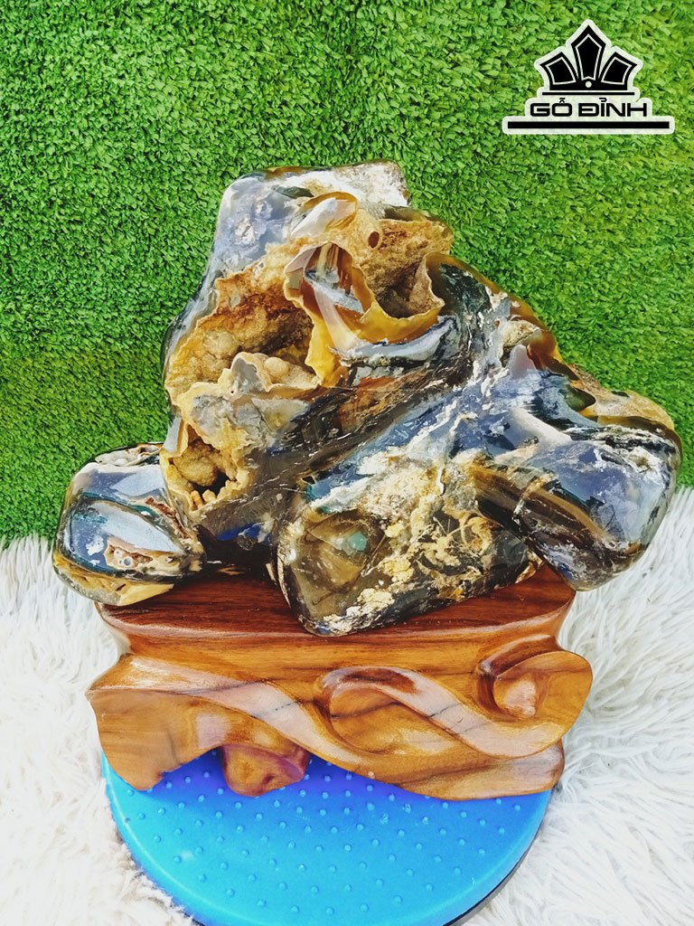 Tác Phẩm Gỗ Hóa Thạch Cao 29 Ngang 26 (cm) 5,2kg