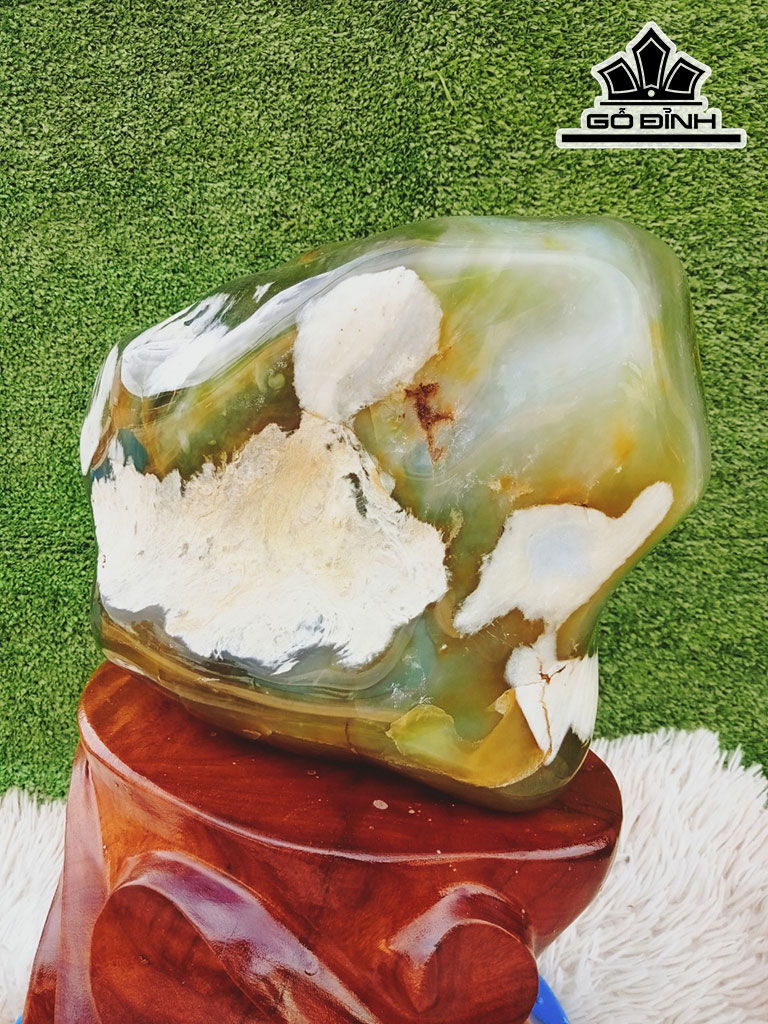 Tác Phẩm Gỗ Hóa Thạch Cao 33 Ngang 26 (cm) 9kg