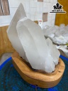 Tác Phẩm Đá Pha Lê Cao 28 (cm) 2,5kg