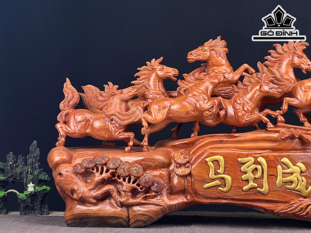 Tượng Bát Mã Gỗ Hương Ngang 85 Cao 40 Sâu 18 (cm)