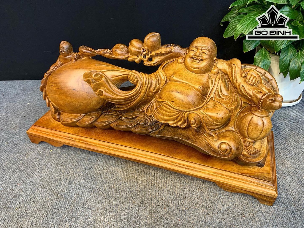 Tượng Phật Di Lặc Gỗ Bách Xanh Cao 25 Ngang 56 Sâu 18 (cm)