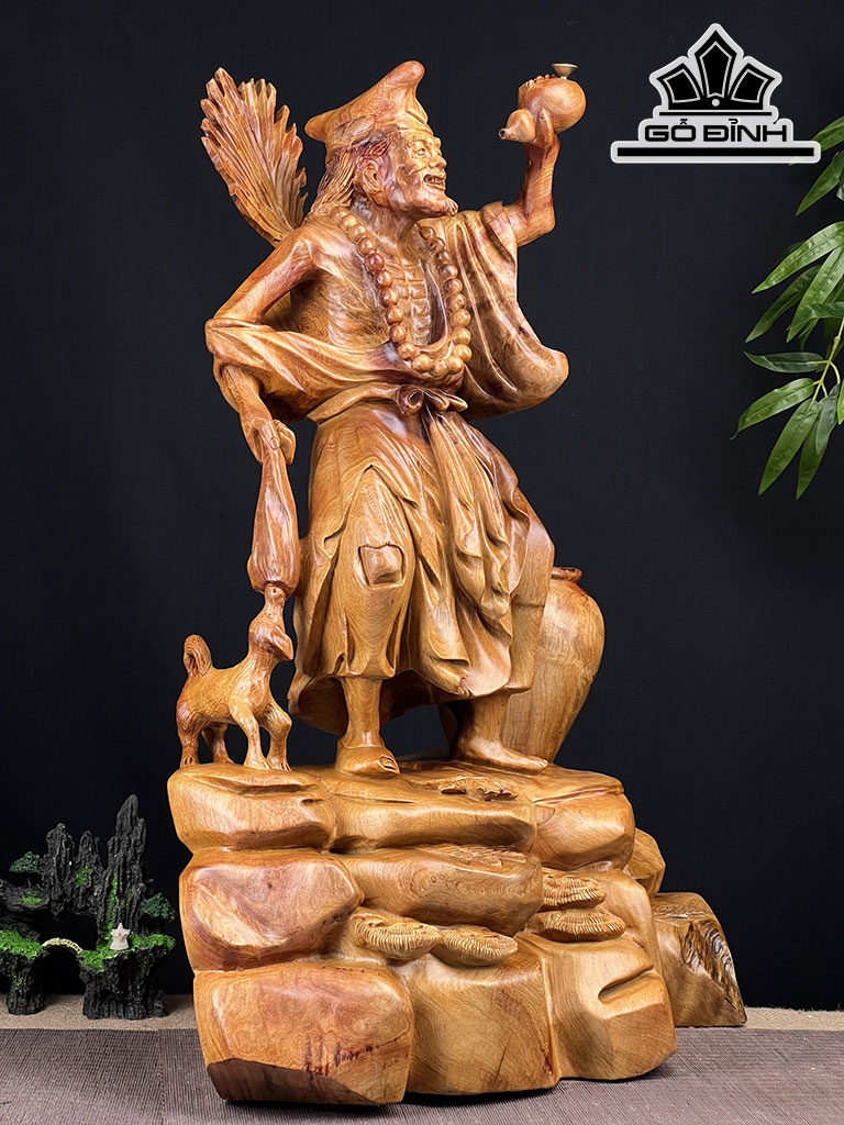 Tượng Tế Công Gỗ Hương Ôm Đá Cao 74 Ngang 62 Sâu 38 (cm)