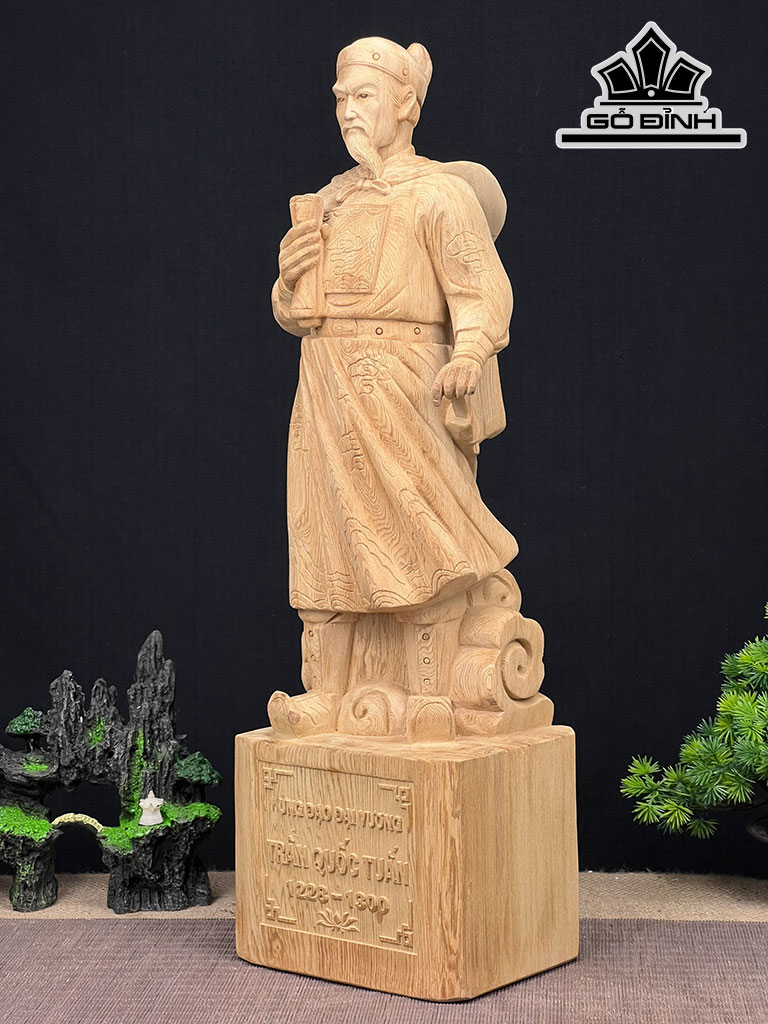 Tượng Trần Quốc Tuấn Gỗ Ngọc Am Cao 51 Ngang 15 Sâu 12 (cm)